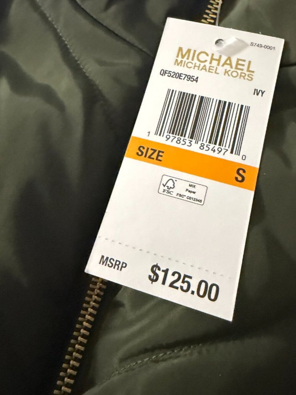 NWT Michael Kors Quilted Puffer Vest Olive Green Gold Hardware S - MSRP $125 - Picture 4 of 4